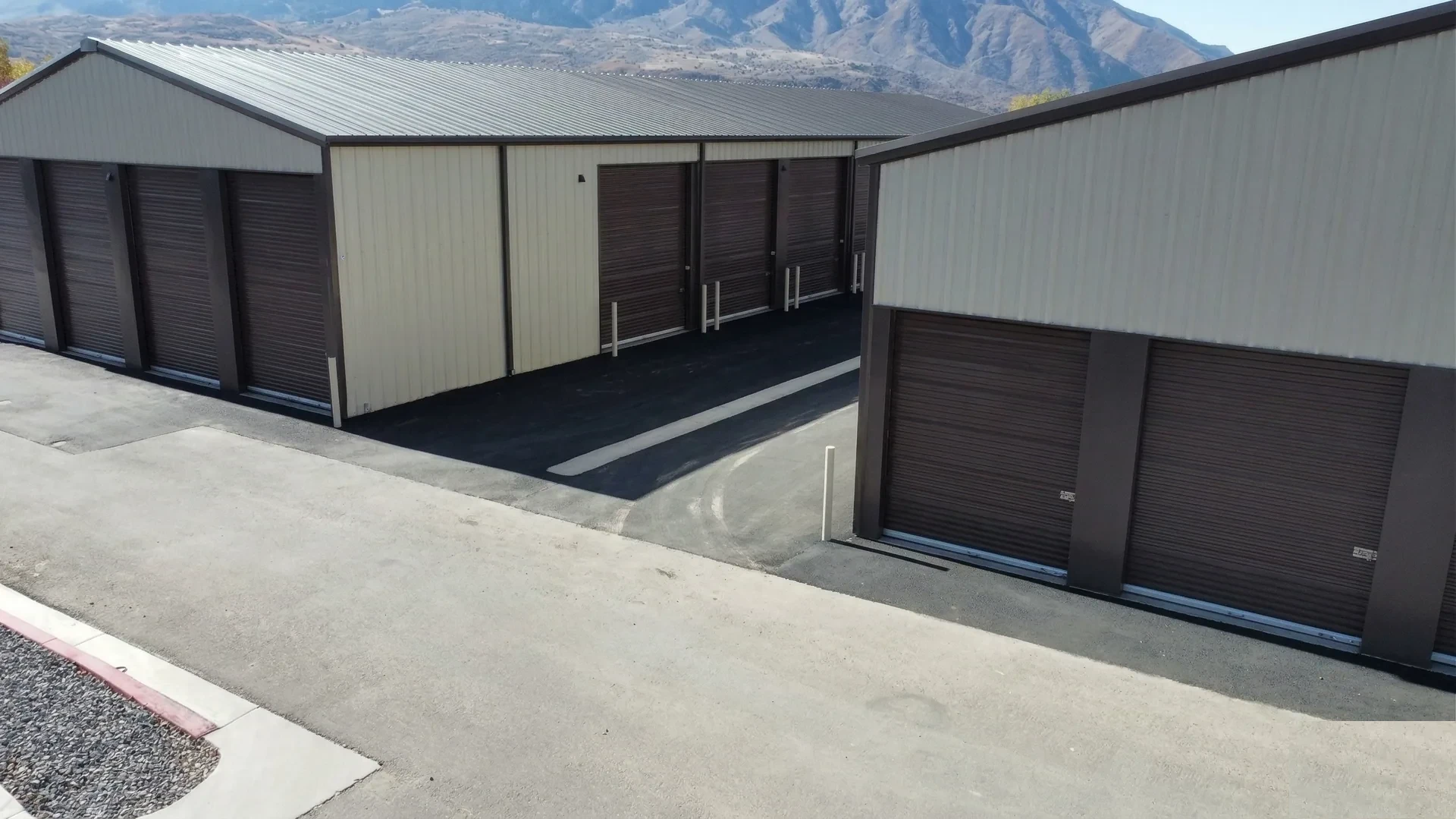 Shortfield Landings, Mountain Green, UT